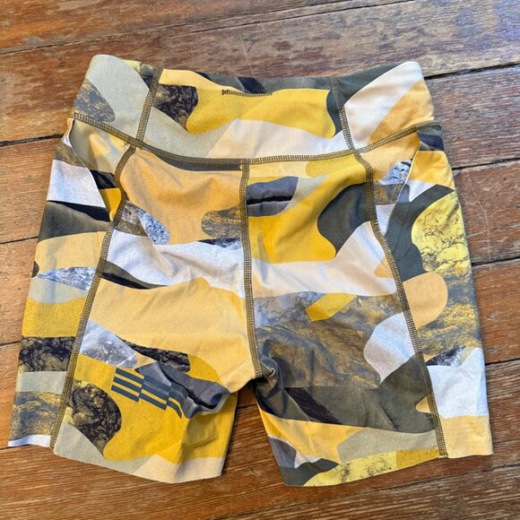 NEW Janji 5" Women's Pace Short, Dunescape, XXS - Picture 9 of 10